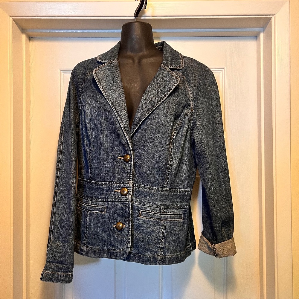 Liz Claiborne Demin Blazer/Jacket Women’s Sz 8 Front Jetted Pockets Darted Back